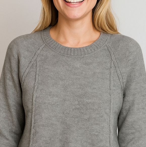 Inhabit Gray Crew Neck 100% Merino Wool Hi Low Hem Exposed Seams Size Small - Picture 7 of 15